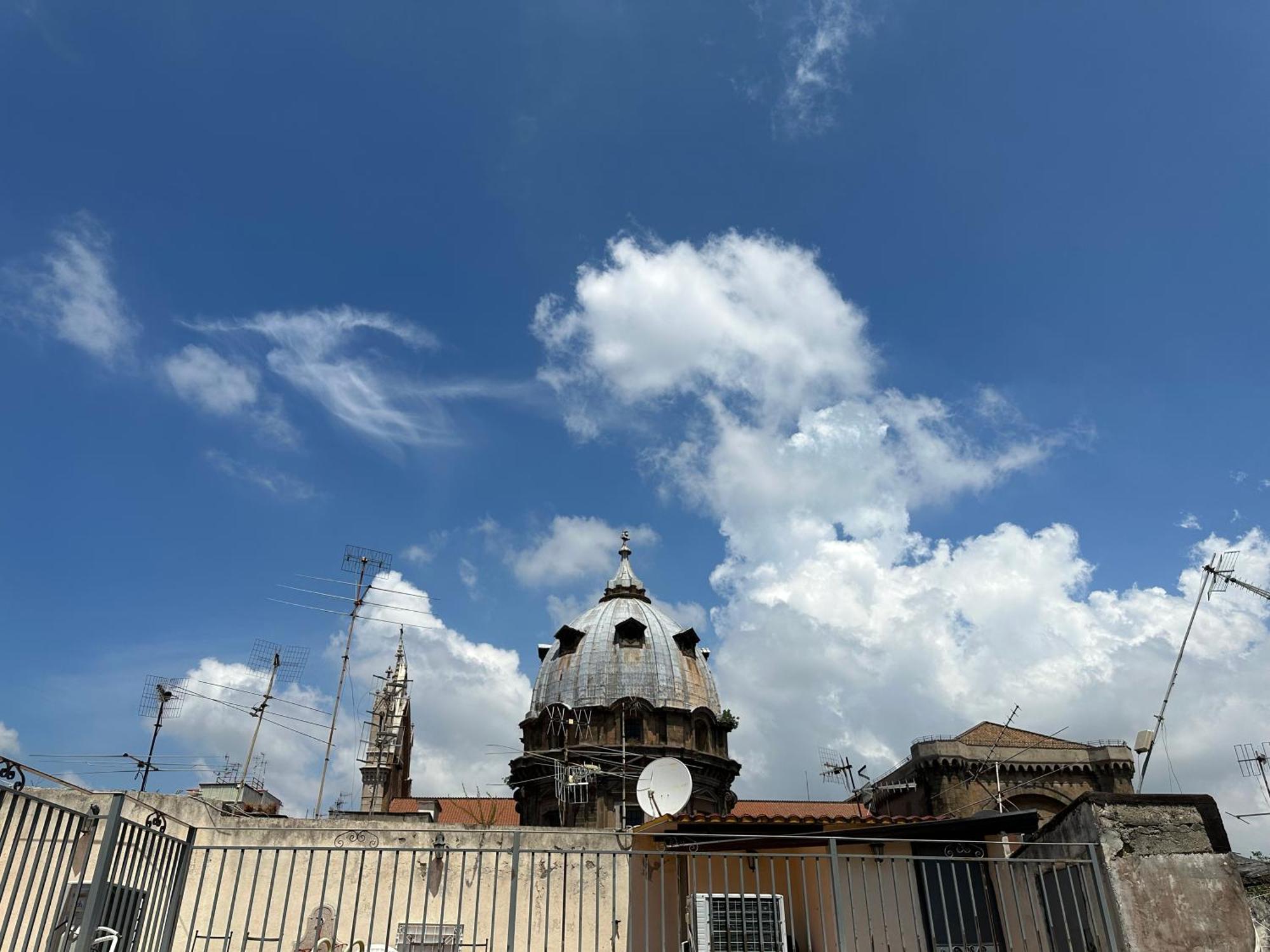 הוילה נאפולי Vista Cattedrale חדר תמונה